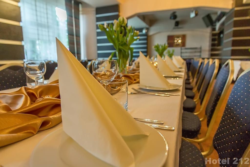 Hotel 212 Варшава Екстер'єр фото